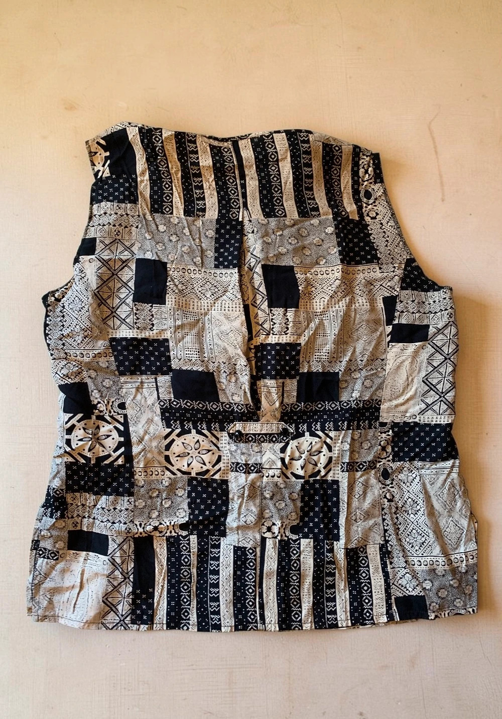 Egyedi patchwork mintás ujjatlan felső / blúz (~XL-XXL 3