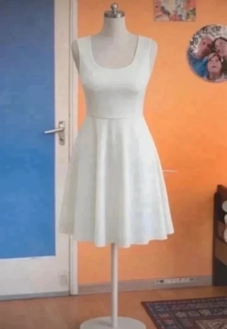 🤍 Elegáns bézs SHEIN mini ruha – Csinos, pörgős fazon (L / XL) 2