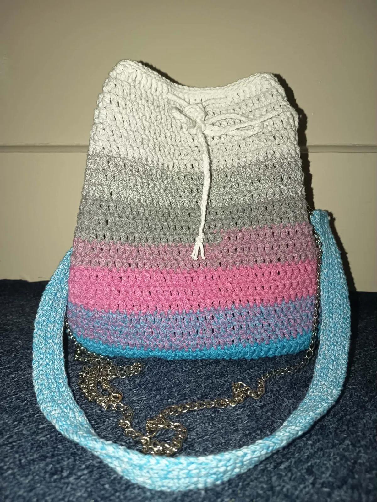 Crochet shoulder bag with colorful stripes