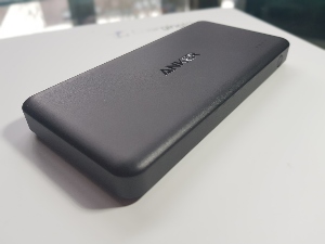 Anker PowerCore II Slim 10000 Photo 2