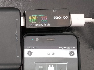Charging via USB-A (Huawei)