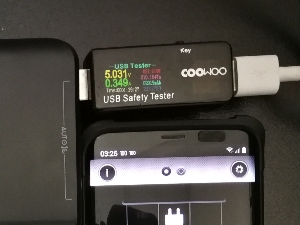 Charging via USB-A (Samsung)