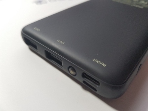 INIU Power Bank 10000 Photo 2