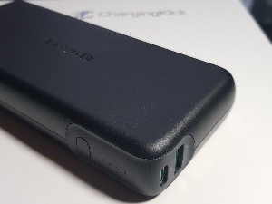 RAVPower Portable Charger 20000 Photo 2