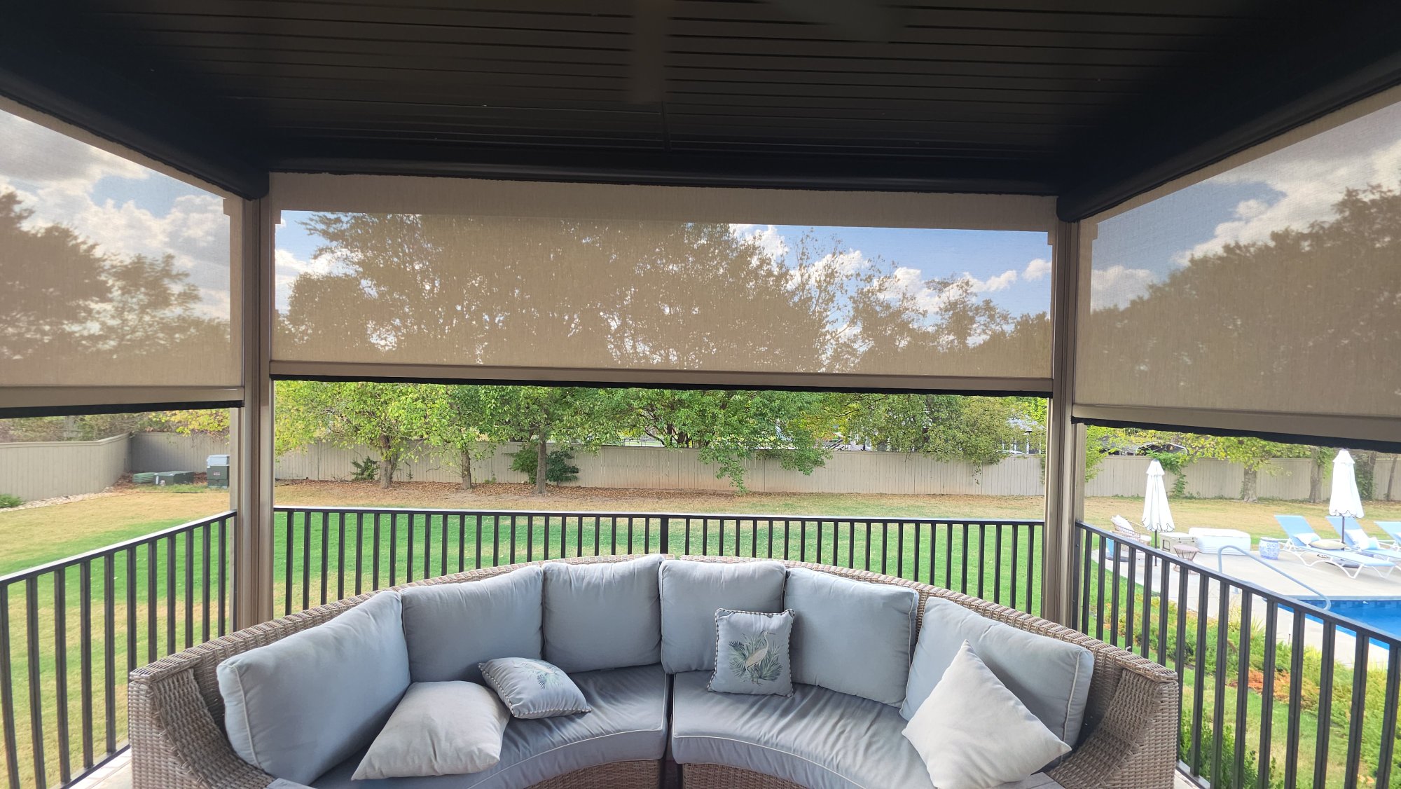 Motorized retractable screens in Cave springs, Arkansas — finished installation