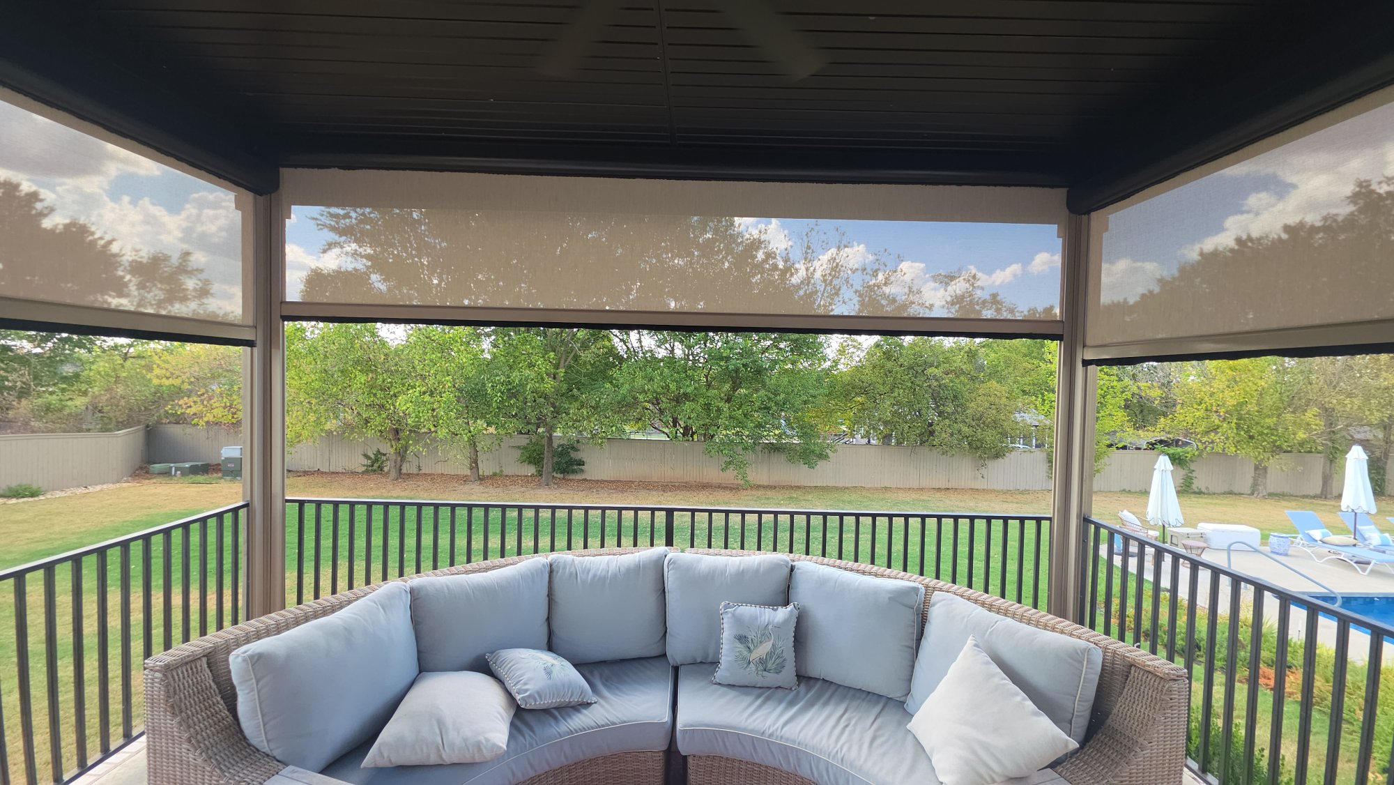 Motorized retractable screens in Cave springs, Arkansas — finished installation