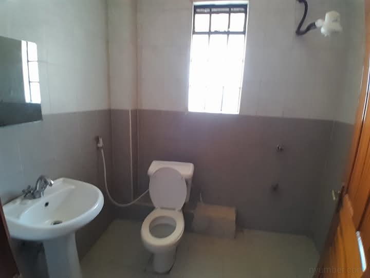 4 bedroom in south c - Image 7