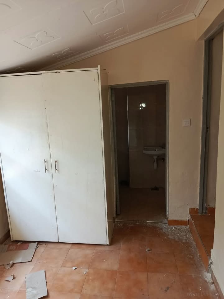 3 bedroom house to rent in Mamboleo,Kisumu - Image 8