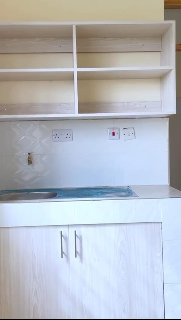 Kimbo Bedsitter - Image 2