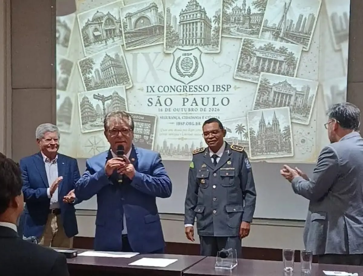 Tenente-coronel da PMPI é homenageado em congresso internacional