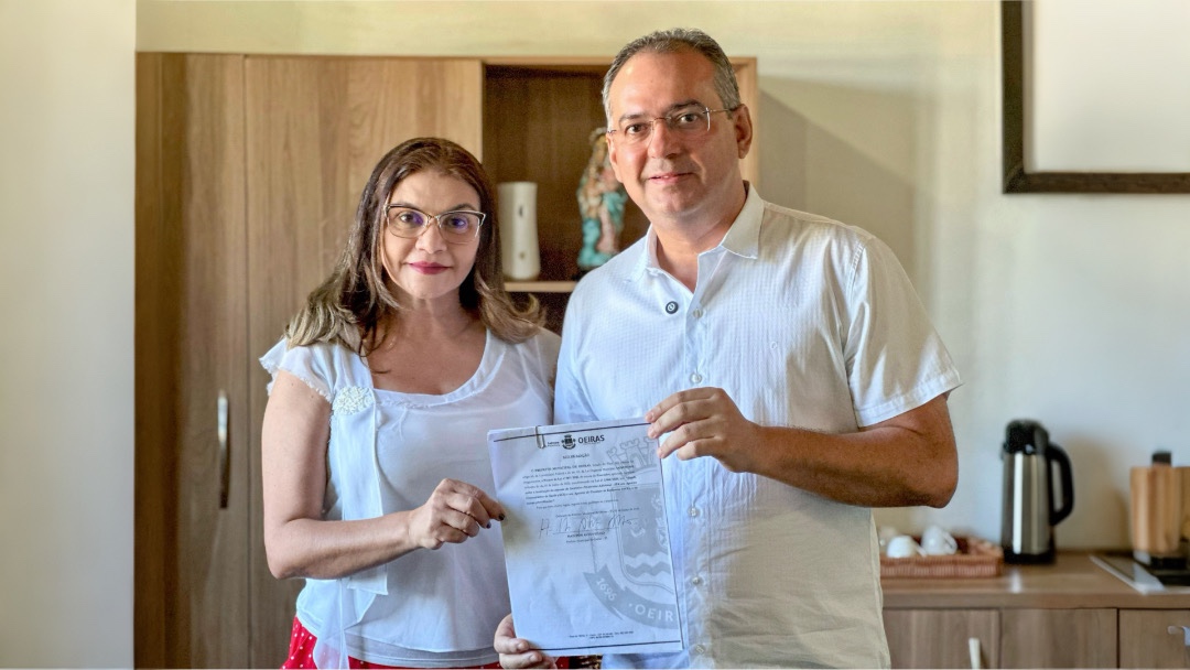 Dr. Hailton sanciona lei que valoriza agentes de saúde e de endemias em Oeiras