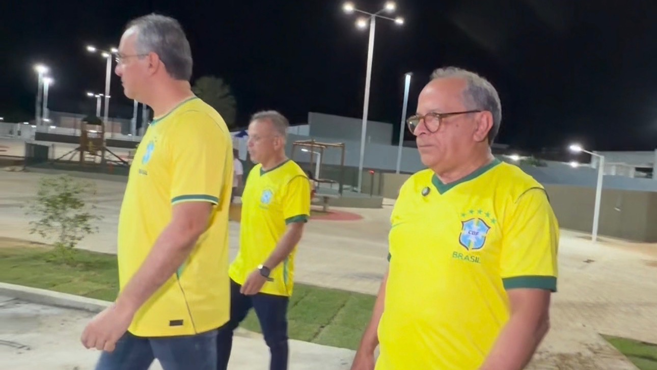 Deputado Hélio Isaías visita obras avançadas do Centro Desportivo ao lado de Dr. Hailton e lideranças políticas em Oeiras