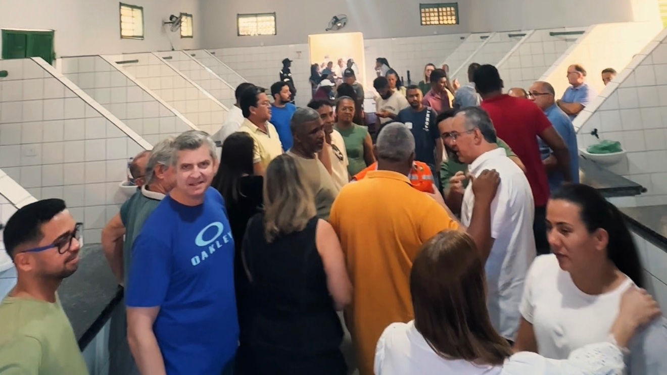 Açougue Municipal de Oeiras é entregue reformado e ganha estrutura mais moderna