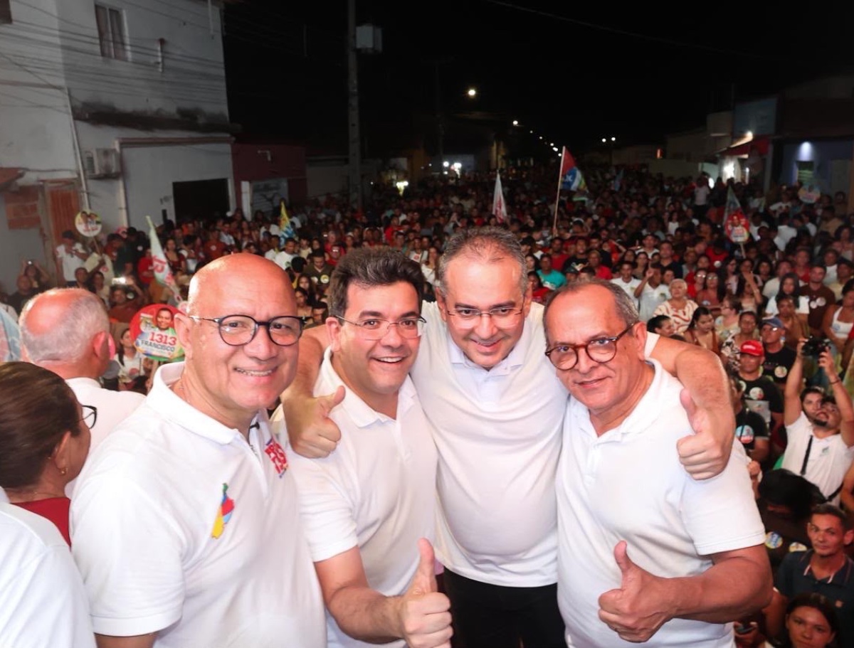 Time do Povo reúne mais de 10 mil pessoas em Oeiras com Hélio Isaías, prefeito Hailton, governador Rafael Fonteles e demais lideranças