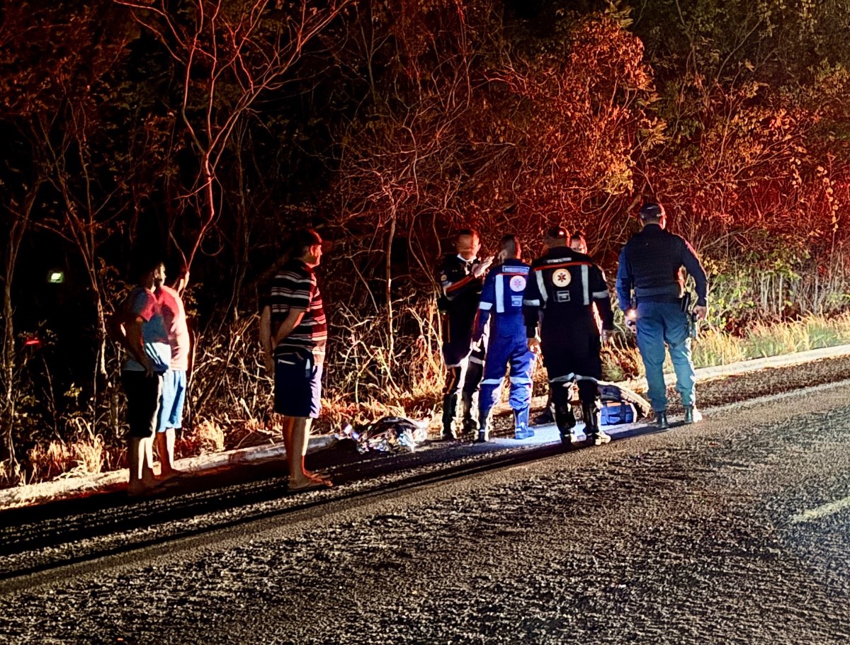 Colisão entre carro e moto deixa uma pessoa morta na BR-230 em Oeiras