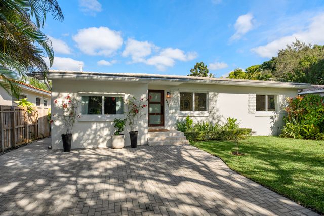 4467 SW 15th Terrace_1oakstudios_06
