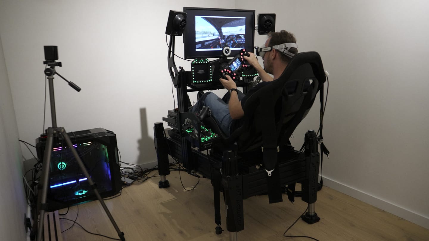 Le Pimax Dream Air sur motion system dans iRacing