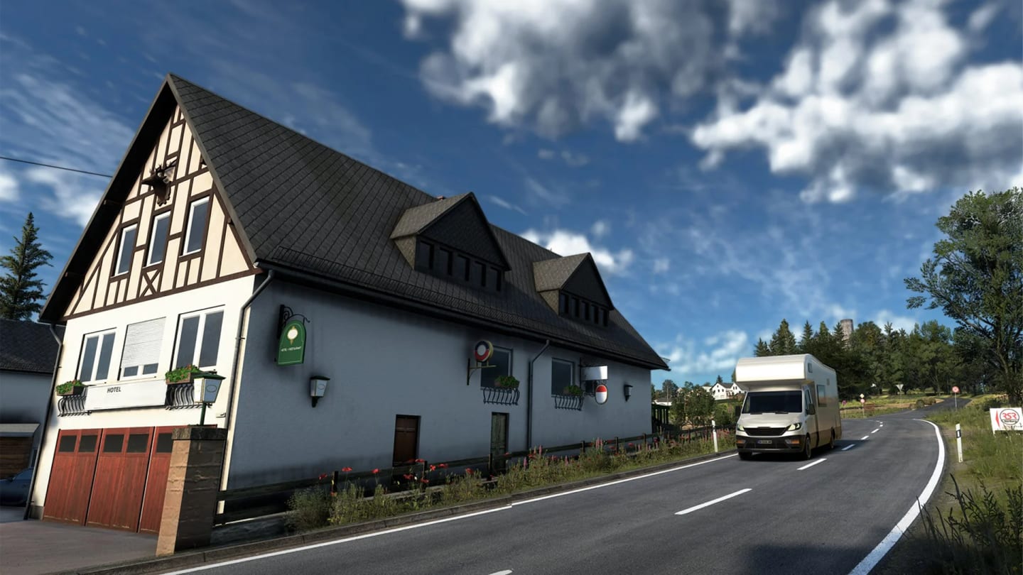 Un camping-car dans le trafic de l'Eifel