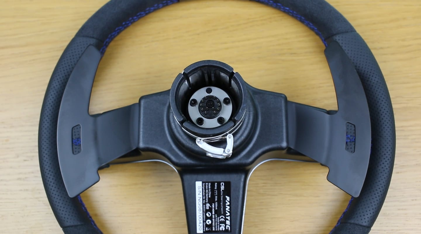 attache_fanatec