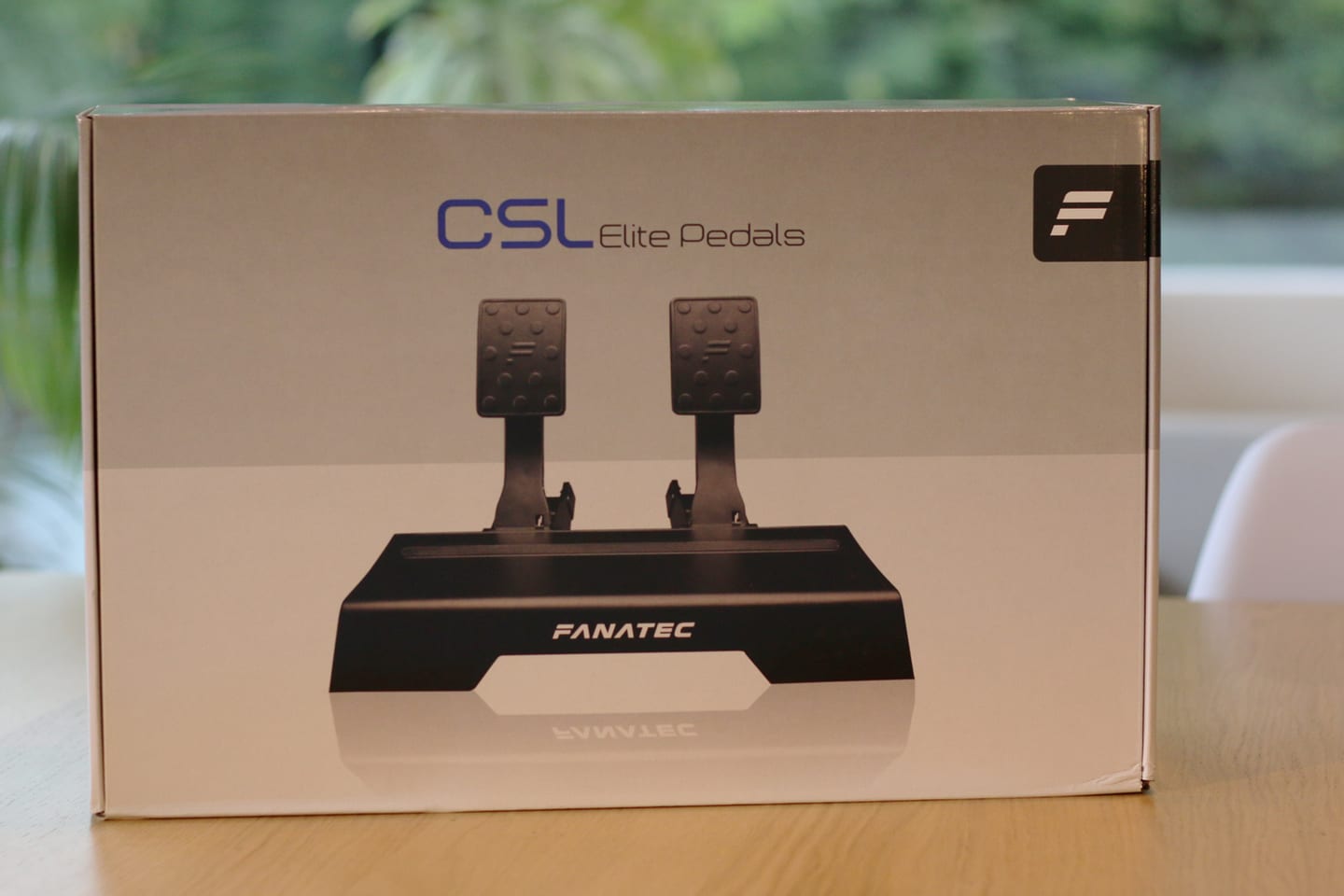 box_fanatec_00