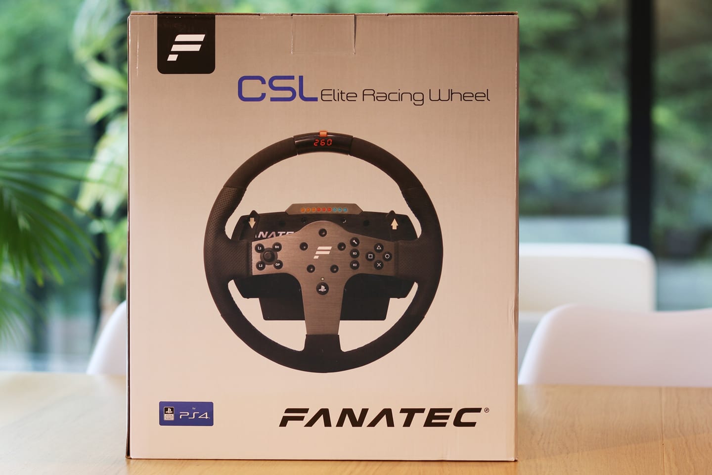 box_fanatec_wheel