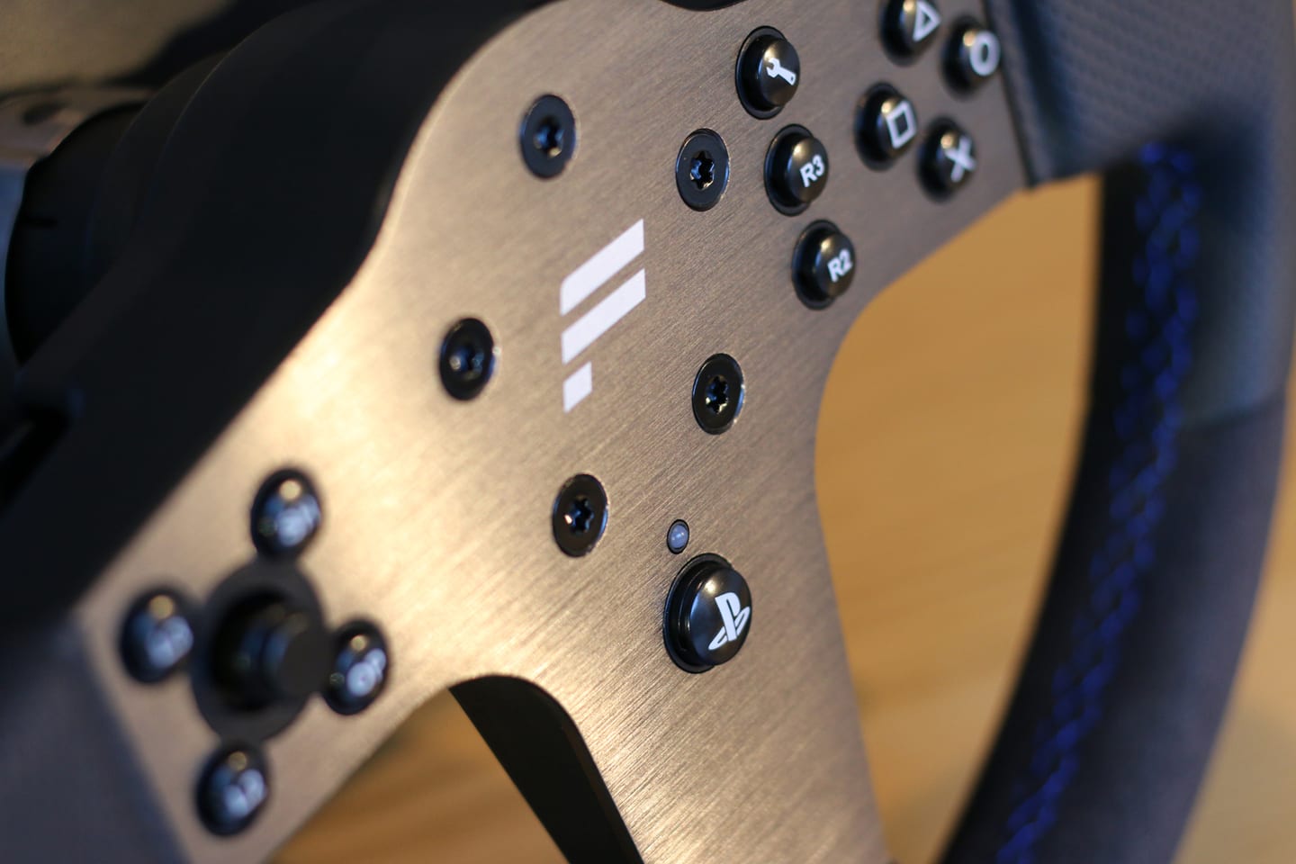 zooom__fanatec