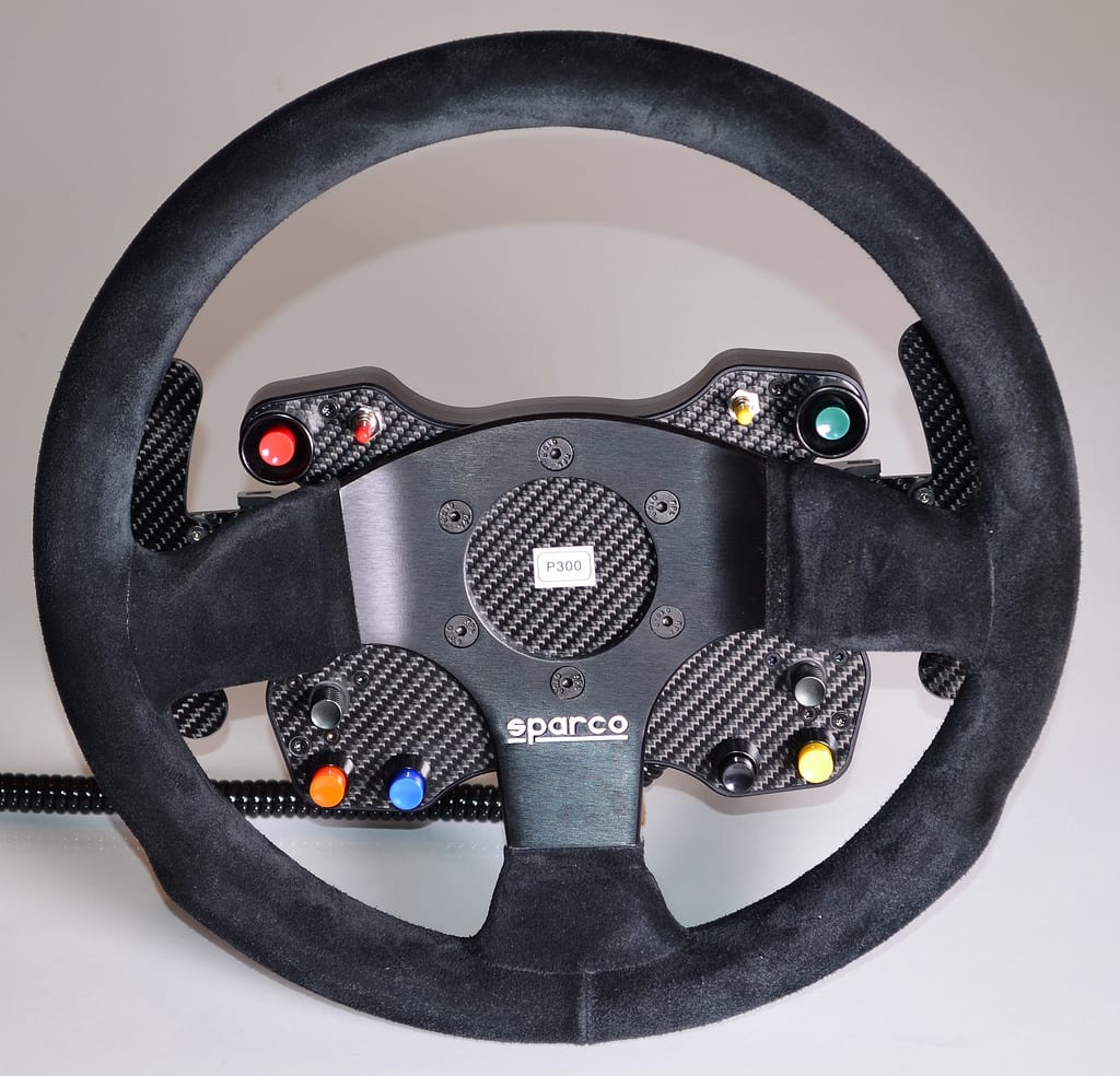 Ascher-Racing: Découvrez le nouveau ButtonPlate C26