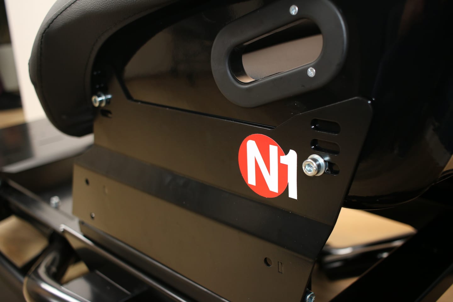 Rseat_playSeat_Rigs (2)