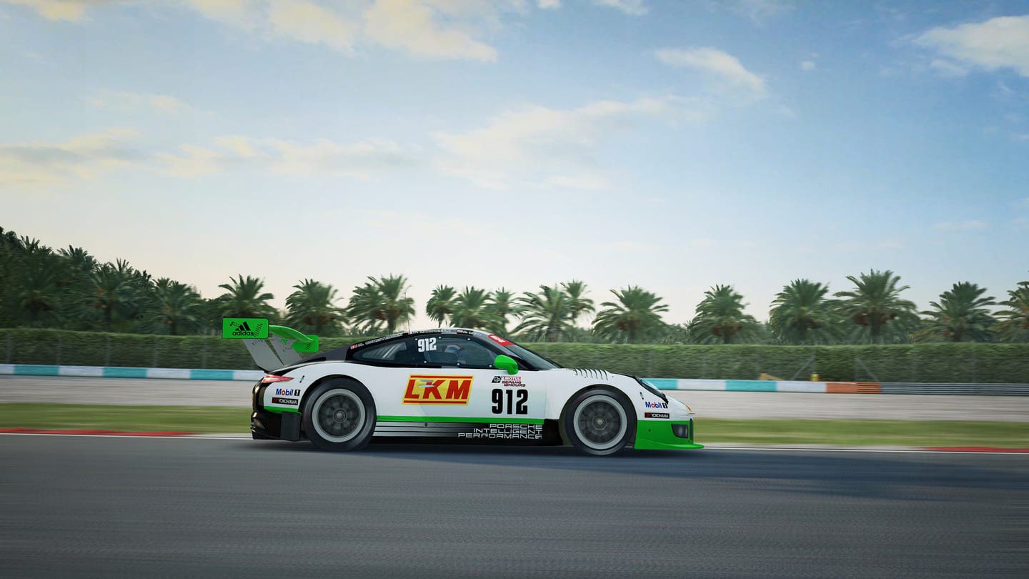 Raceroom Porsche 911 R (26)