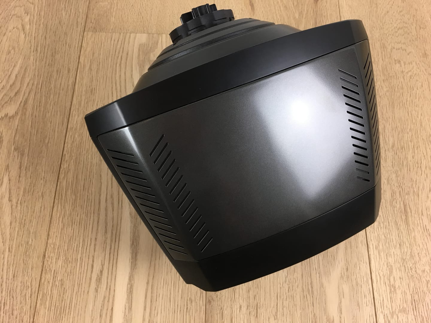 Thrustmaster_tsPc_Ferrari_488 (17)