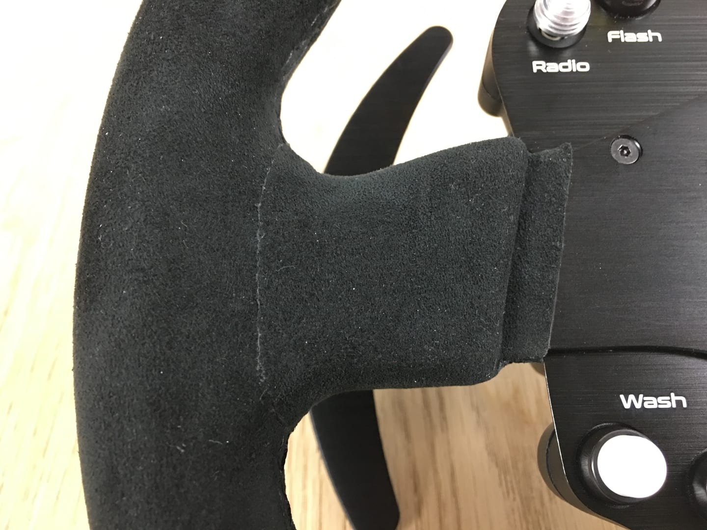 Thrustmaster_tsPc_Ferrari_488 (31)