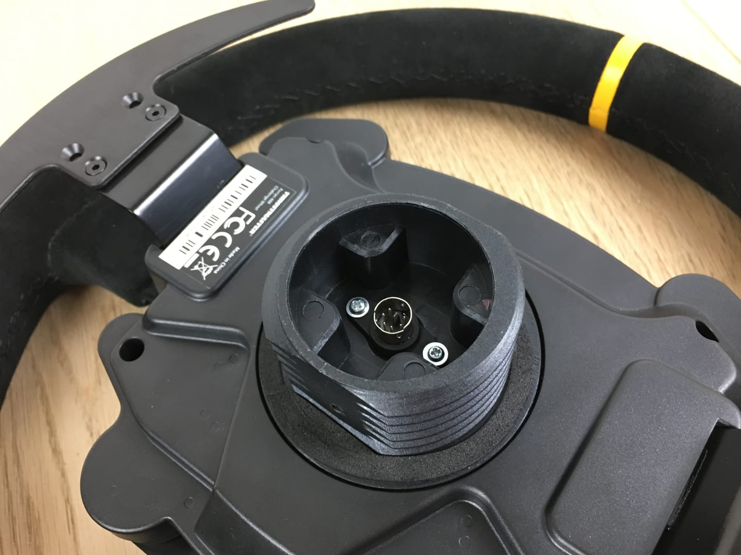 Thrustmaster_tsPc_Ferrari_488 (37)