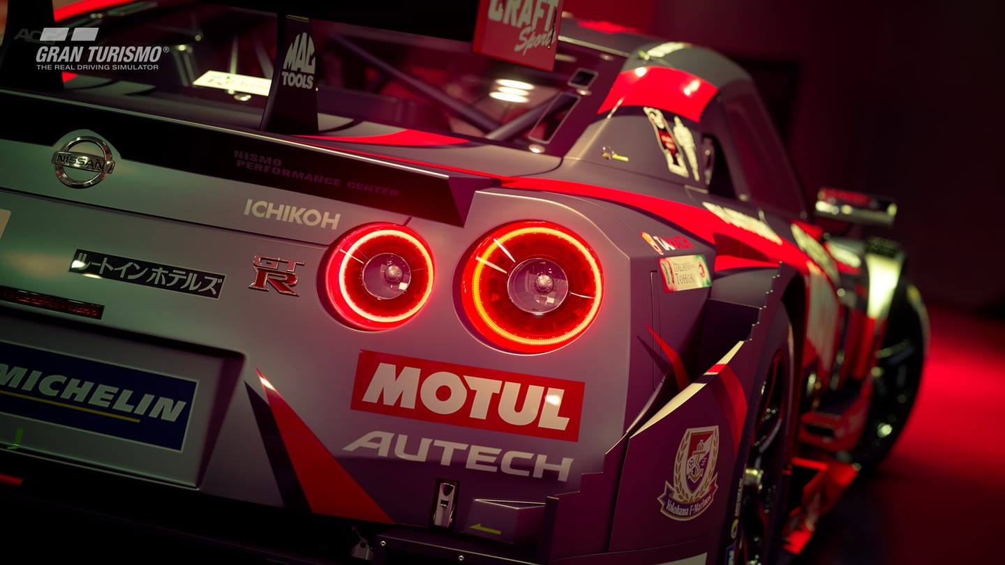 Gran-Turismo-Sport-version-1.15-Nissan-MOTUL-AUTECH-GT-R-16-Gr.2-2