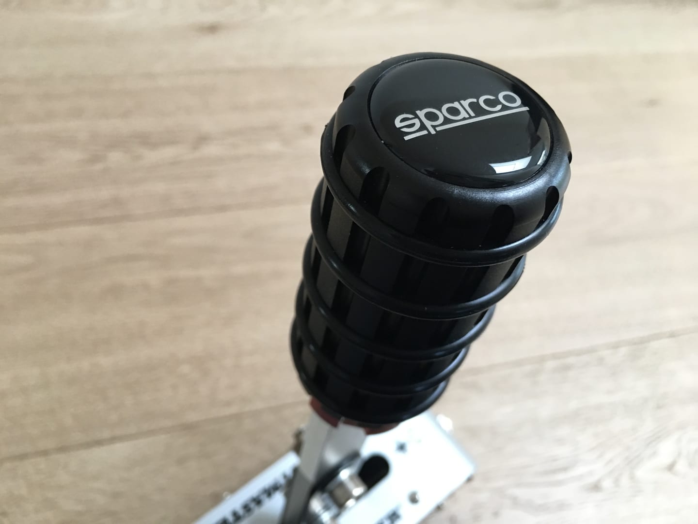 Thrustmaster TSS Handbrake (10)
