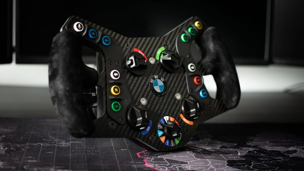 Réalisez votre volant de BMW M8 GTE