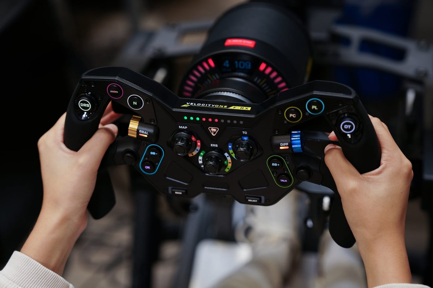 Nouvelle base direct drive et volant de formule : Turtle Beach élargit sa gamme simracing