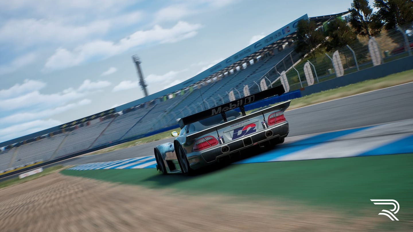 Rennsport baisse les prix de 45 %, refait son IA et confirme l'arrivée du mod support