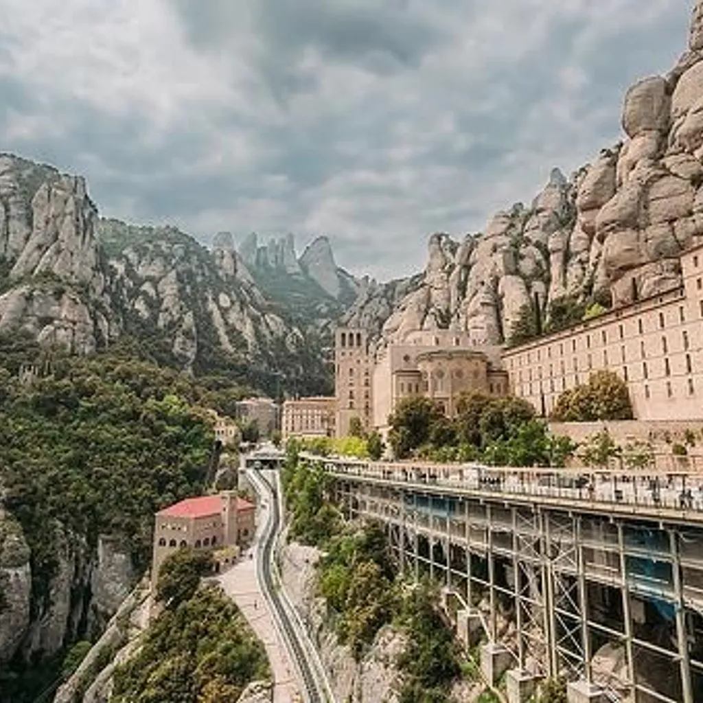 Santa Maria de Montserrat - 3