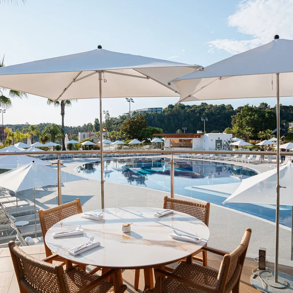 Restaurant L'Emblème Sophia Antipolis - 8