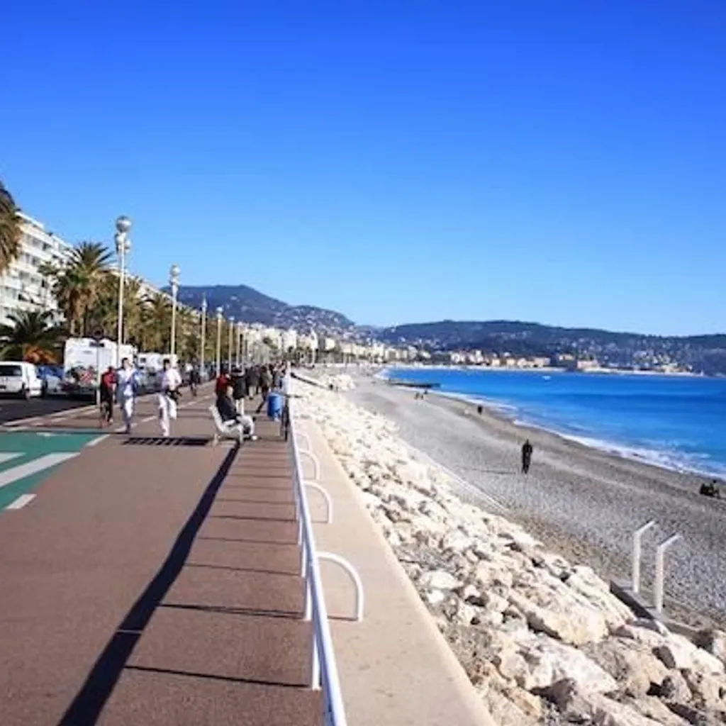 Promenade des Anglais - 4