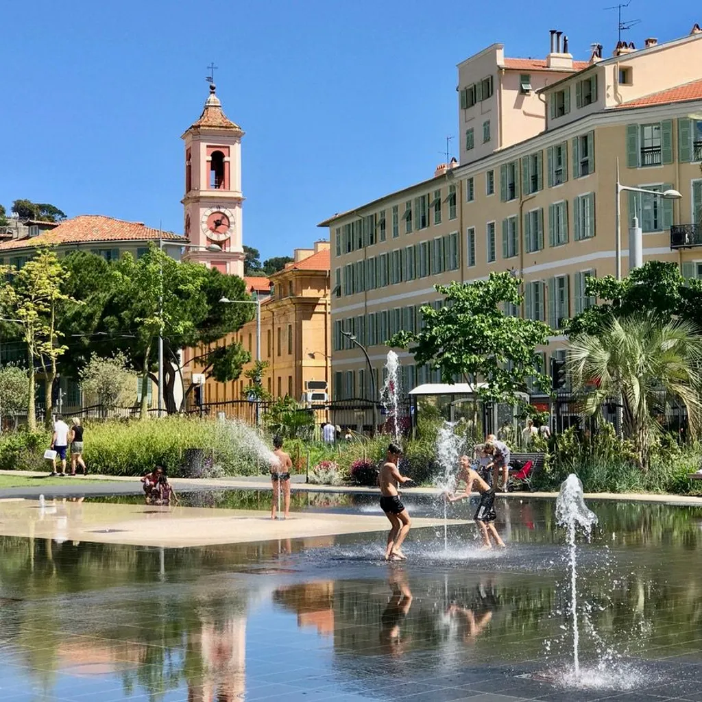 Place Massena - 1