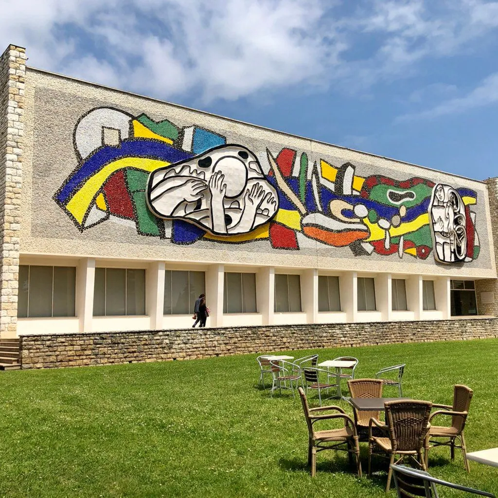 Fernand Léger National Museum - 7
