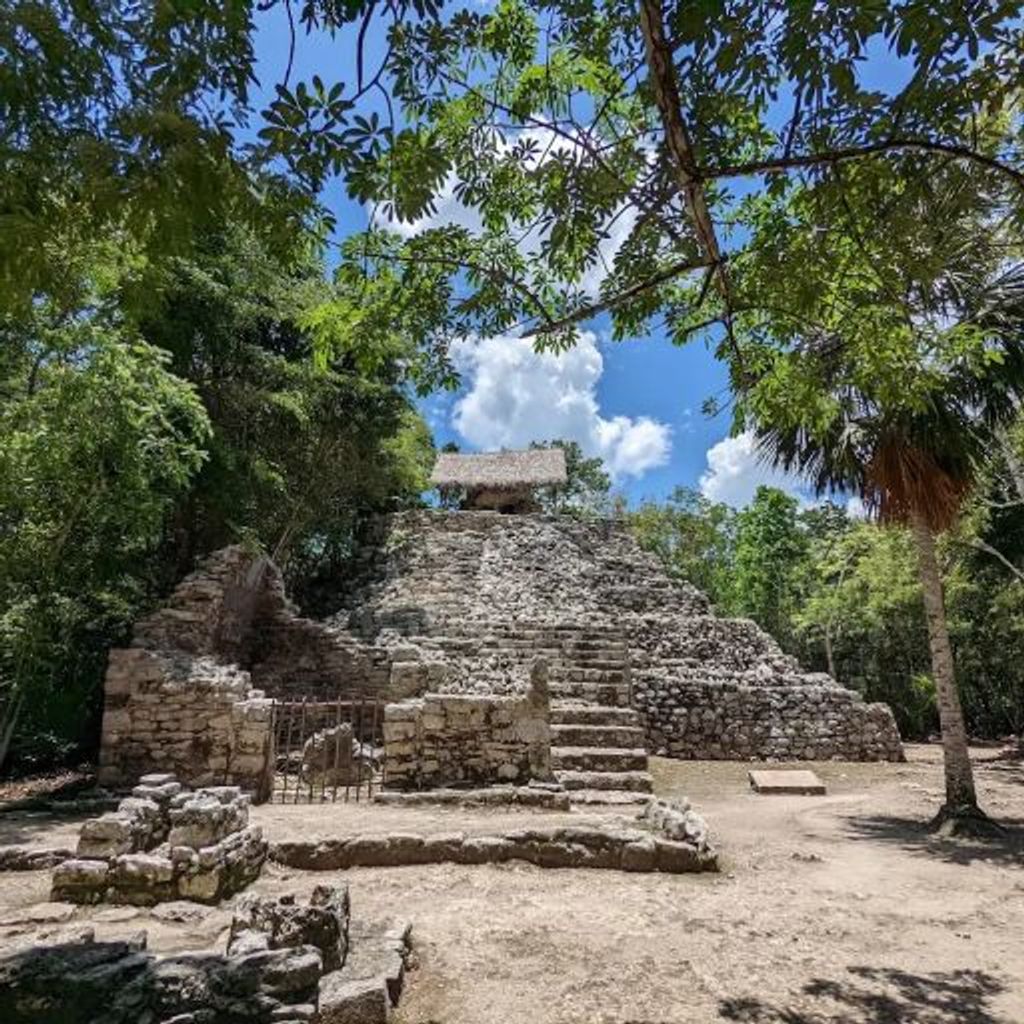 Nohoch Mul Pyramid - 4