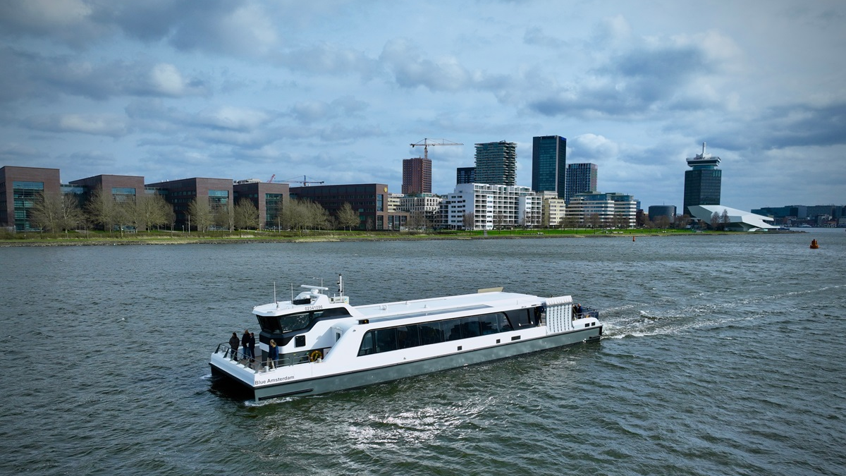 Damen Completes First Fully Electric Waterbus 2907 for Zero Emission Urban Ferry Operations