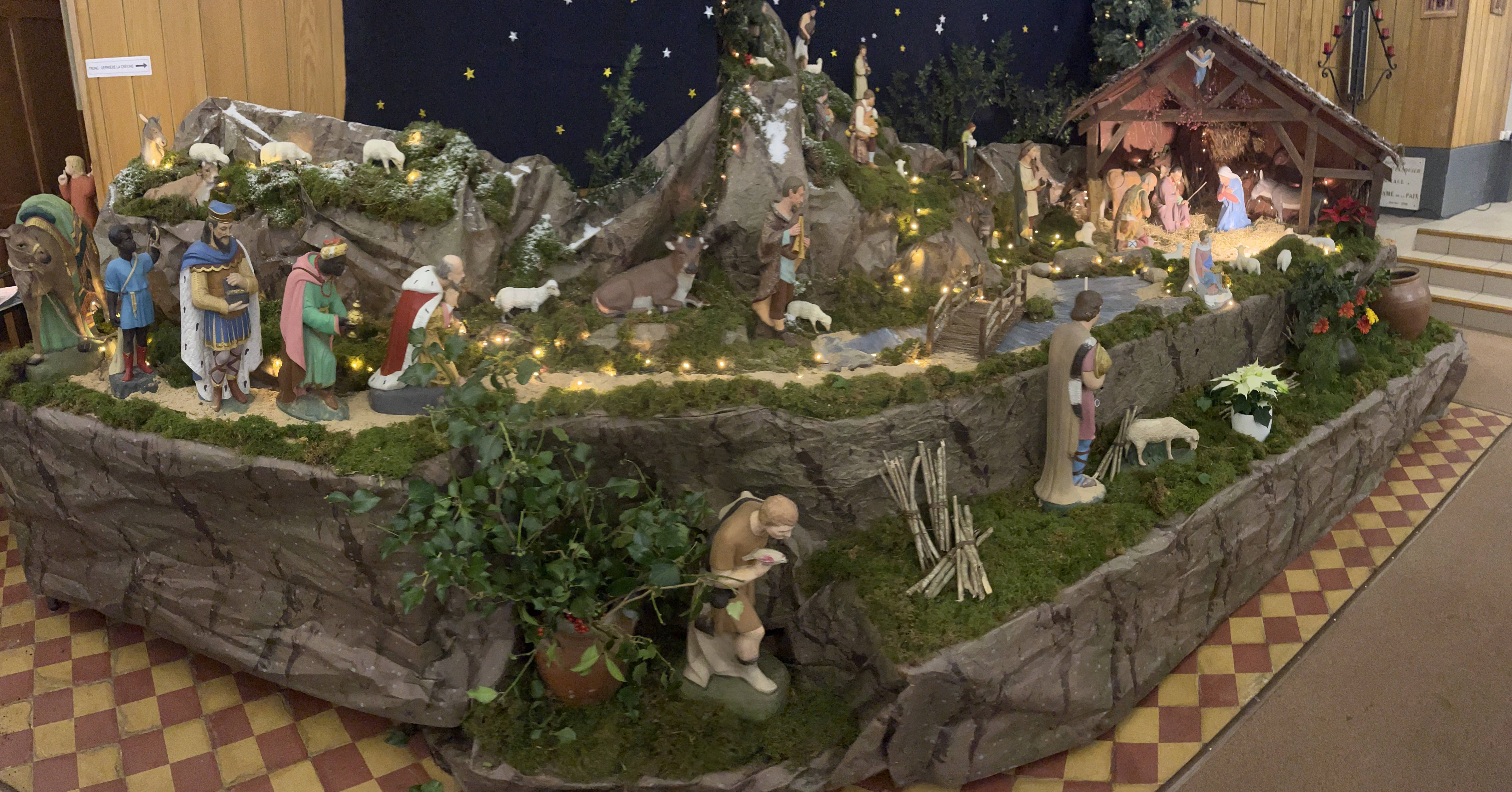 CRÈCHE DE SAINT PASQUIER
