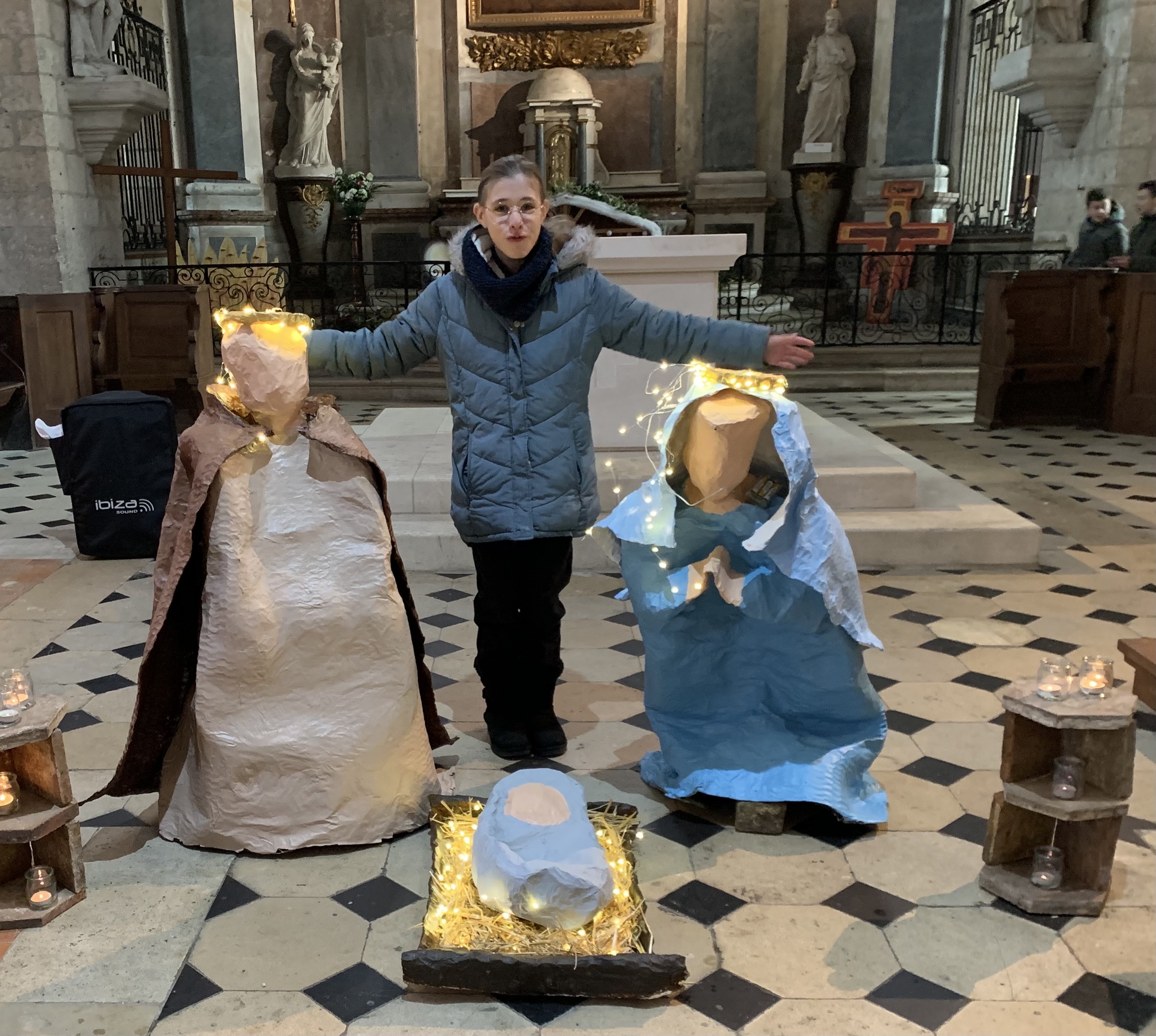 Crèche réalisée avec Perrine et les eleves de Nermont