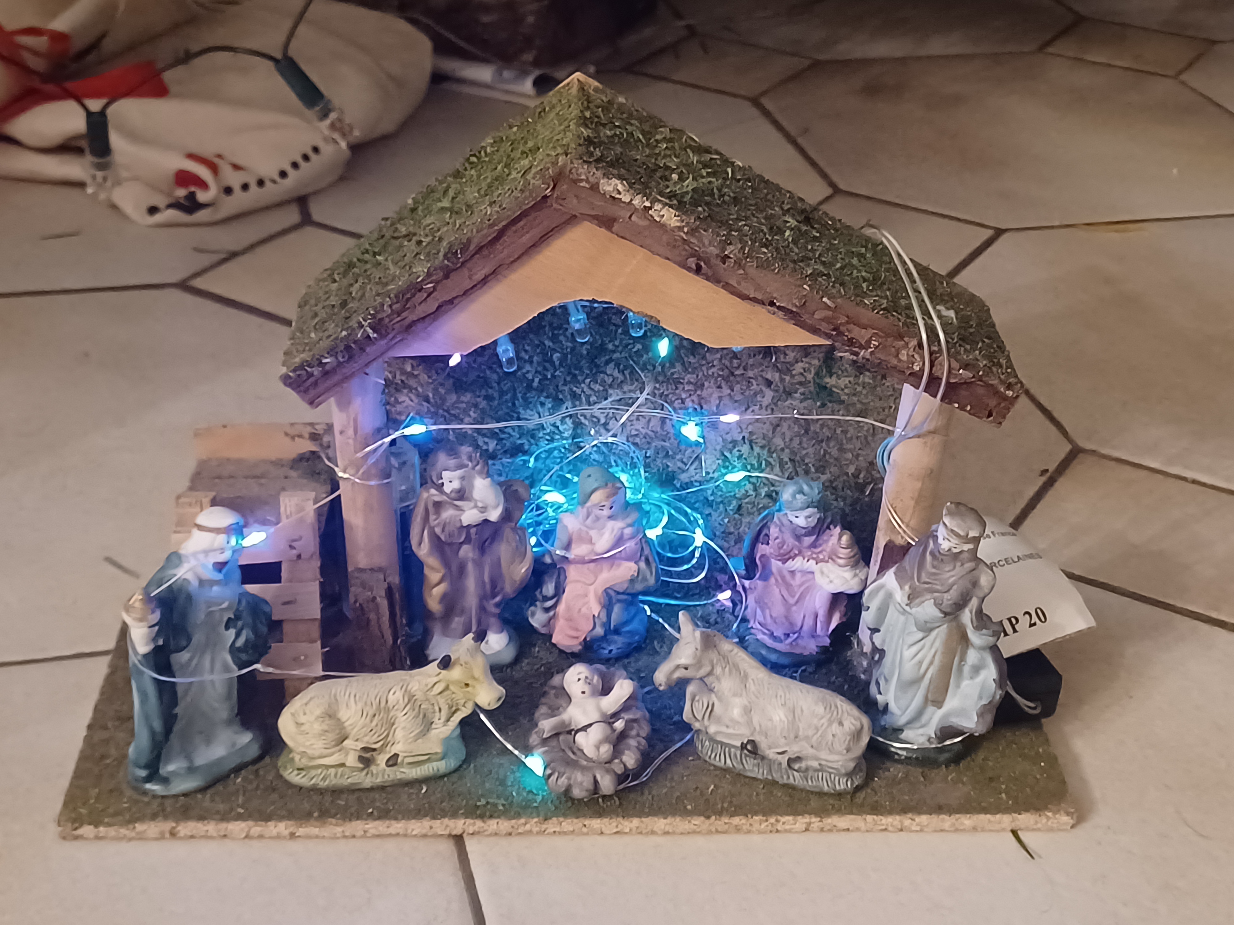 crèche  Famille Le Cardinal Clément