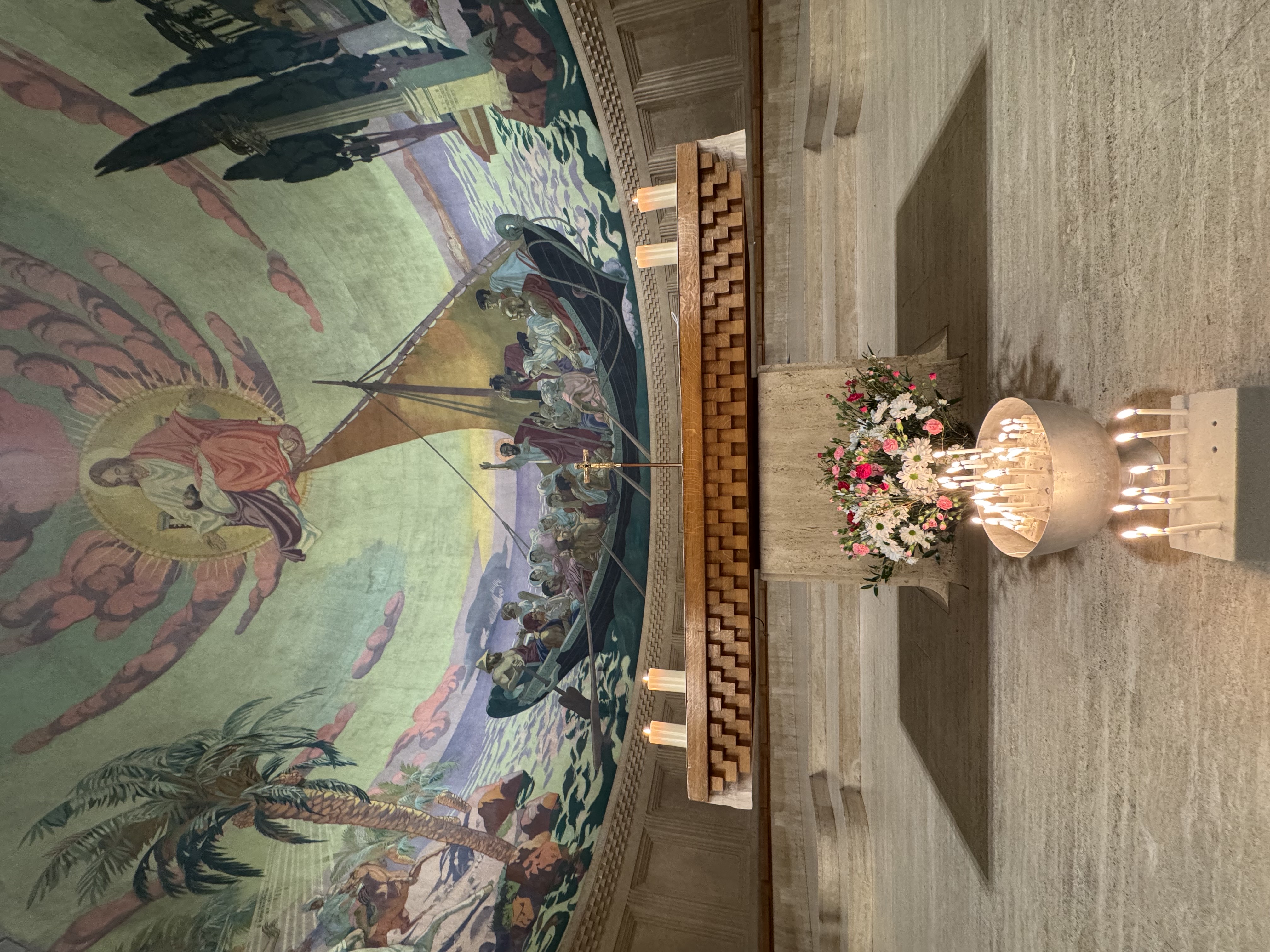 À la lumière des cierges dans notre Eglise Saint Paul