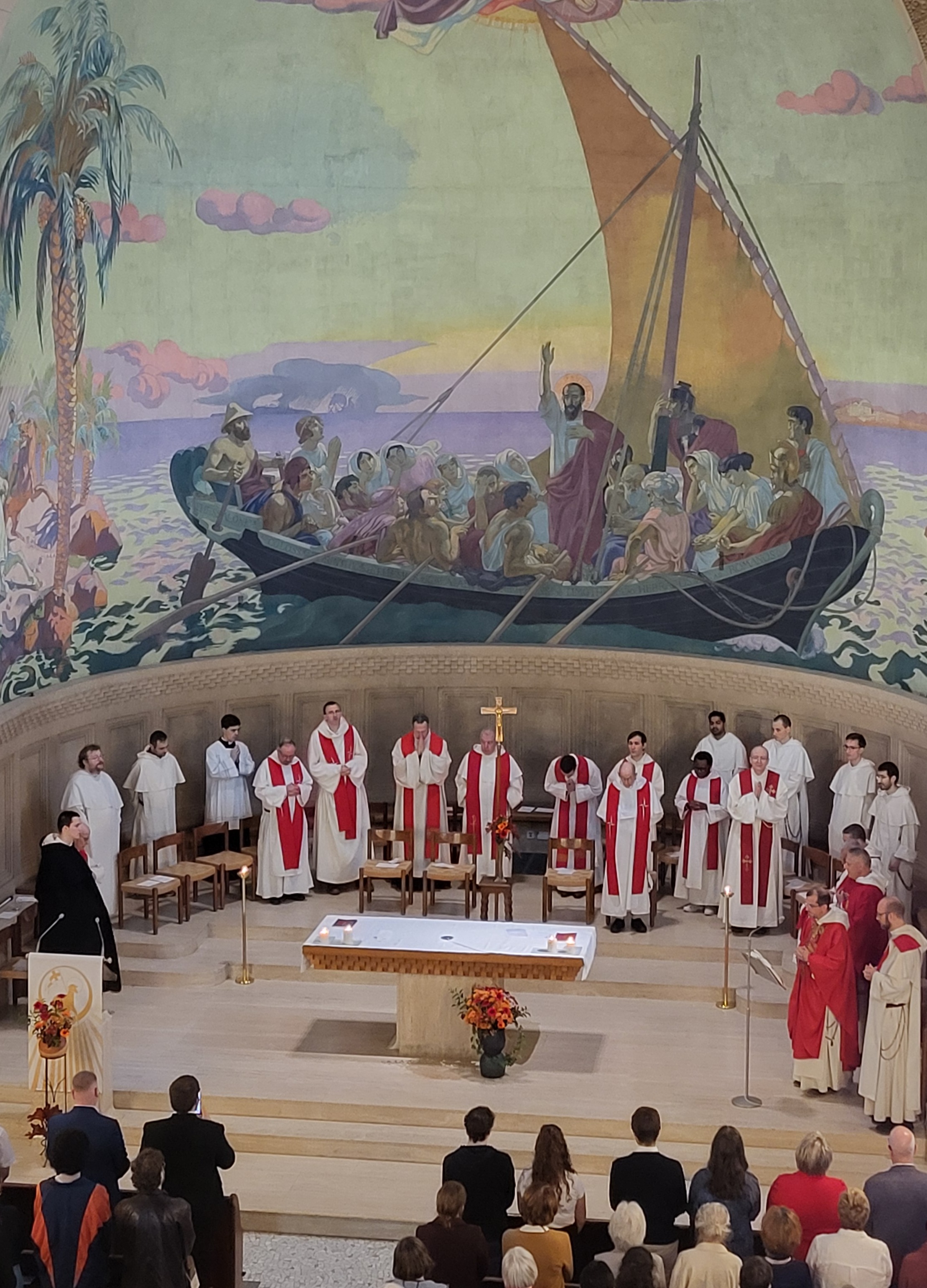 Profession solennelle à la messe de la Croix glorieuse