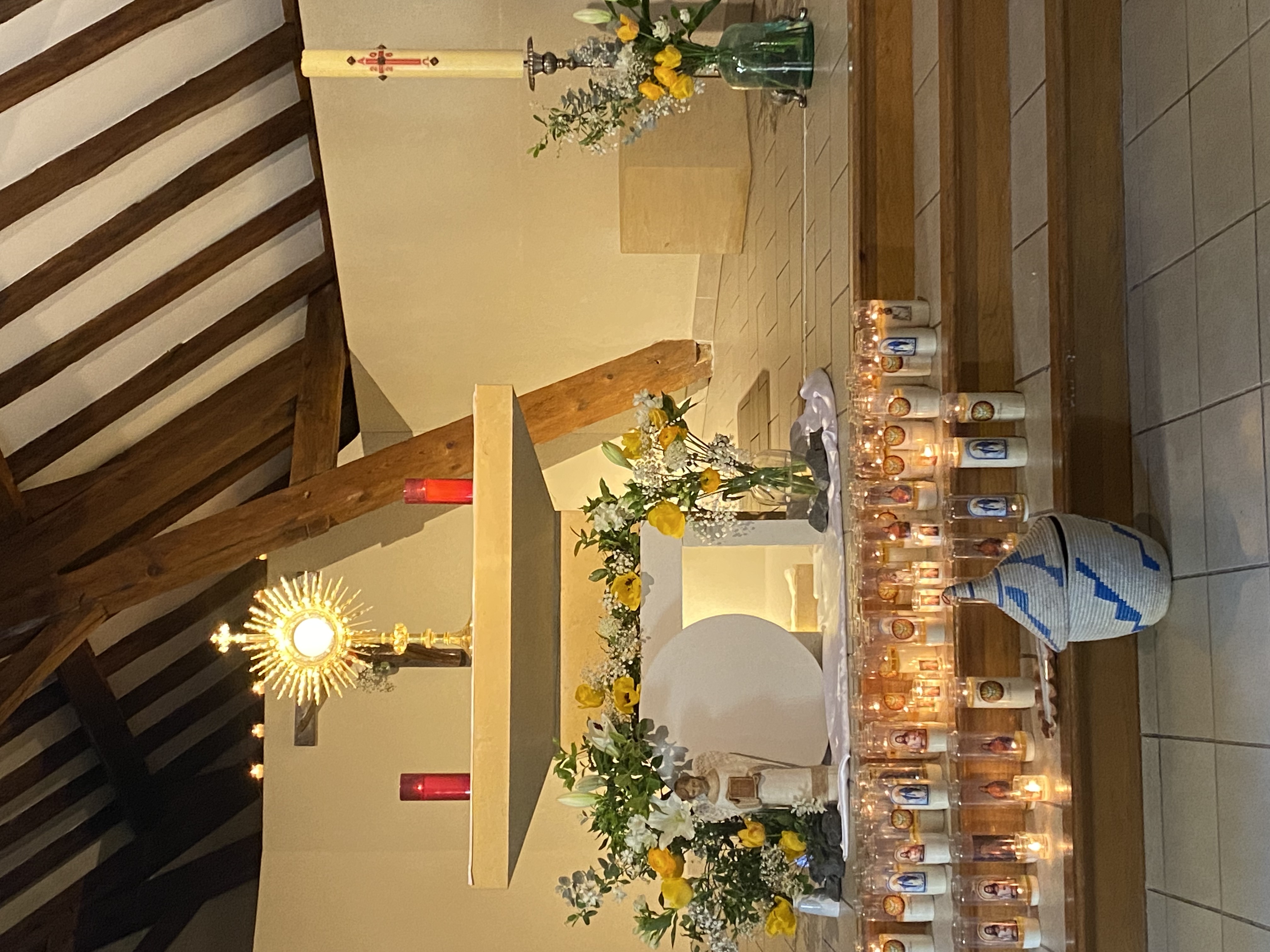 REPRISE DE L’ADORATION
